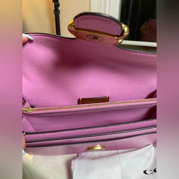 Coach Barbie Pink Tabby 26 Shoulder Bag NWOT đź’•đź’• - Picture 13 of 17